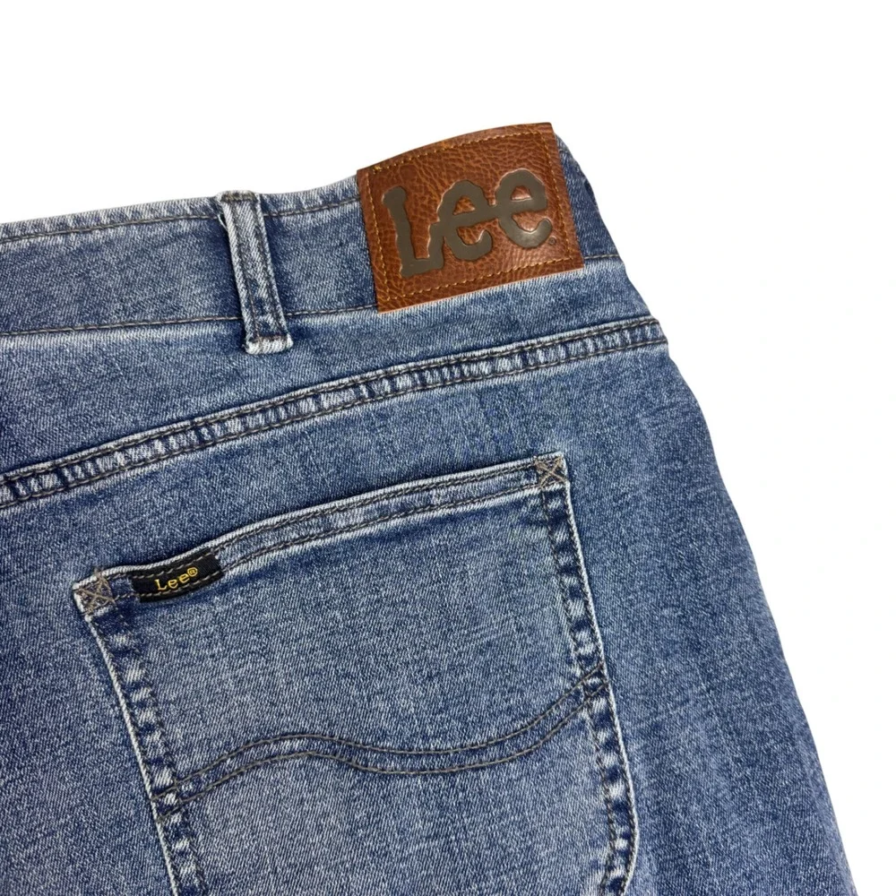 Lee Mens Extreme Motion MVP Straight Tapered Leg Jeans 40x30 Blue Stretch Denim